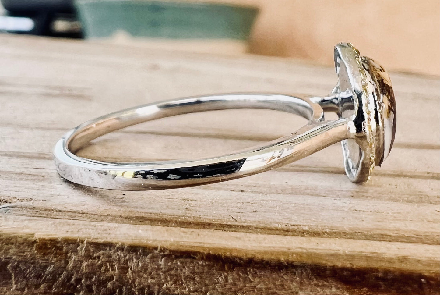 Oval Halo