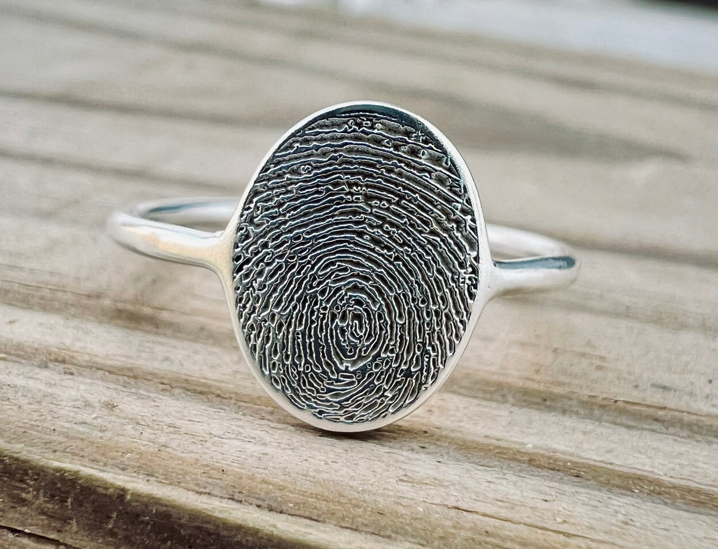 Oval Fingerprint