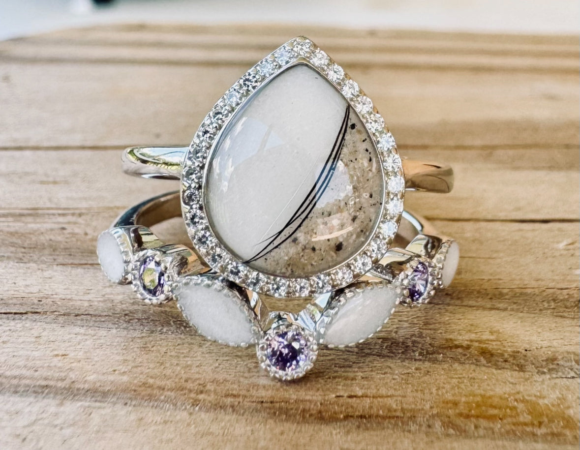 Curved Eternity Stacker